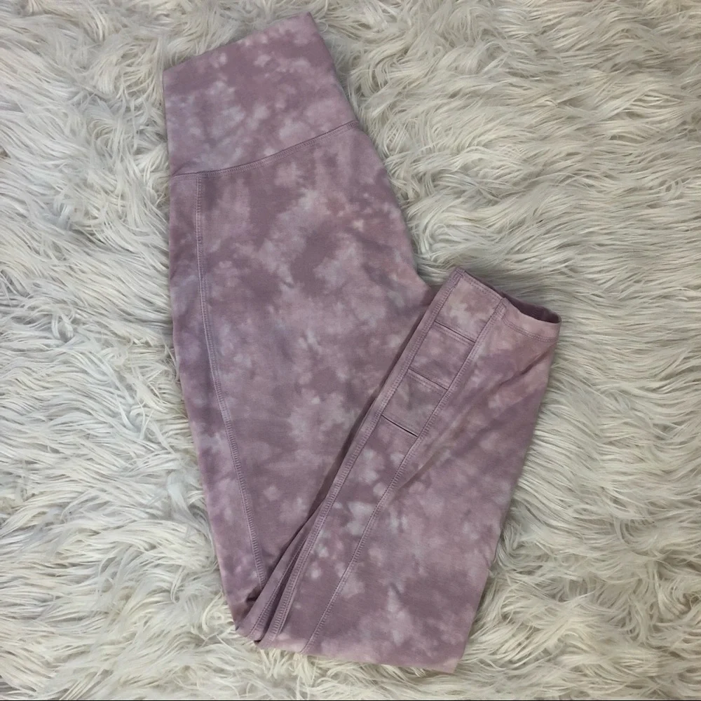 ☁️ Old Nay Active Pink Tie Dye Workout Leggings with Lattice Ankle Detail - Picture 2 of 7